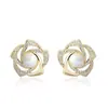 Brincos de Flor e Pérola Pequenos e Delicados Mais Vendidos no Exterior, Design de Luxo Leve de Alta Qualidade, Brincos de Diamante Brilhantes de Nicho para Mulheres