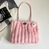 Bolsa Tote de Pelúcia Grande Capacidade Feminina 2026 Nova Elegante Versátil Para Aula Bolsa de Ombro Casual Bolsa de Pelo para o Trabalho