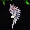 Broche de Pluma Estelar con Gradiente de Lujo y Diseño Único, Broche de Cristal Tridimensional, Artículo de Regalo de Perla de Agua Dulce