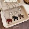 Collar de Moda Colgante de Herradura Estrella Estilo Europeo y Americano Accesorio Versátil Cadena para Suéter de Lujo Ligero Gama Alta para Mujer