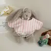 Babeo de bebé, babero de bebé, nuevo modelo primavera-verano 2026, babero con solapa de algodón 100% Clase A, babero transpirable para bebés y niños pequeños