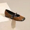 Zapatos de mujer con estampado de leopardo estilo francés, nuevos zapatos Mary Jane vintage para otoño de 2026 con correa de una hebilla y tacón bajo de piel suave