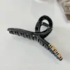 Pinza para el pelo elegante francesa Otoño e Invierno Clip de tiburón de felpa para el pelo Pinza de agarre grande Accesorios para el pelo Clip para el pelo con sentido Venta al por mayor