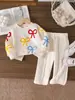 Outono 2025 Pronto para Vestir Meninas Estilo Casual Fofo Moletom de Manga Longa Damasco Decorado com Laço + Calça