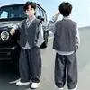Conjunto de tres piezas con chaleco para niño, nuevo estilo coreano primavera 2026, conjunto de camisa de manga larga y pantalones de pierna ancha, moderno para niños mayores