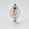 Los accesorios decorativos de los extremos de la barra romana para cortina presentan patrones de espiral, puntas de cristal y proceso de galvanoplastia, haciéndolos duraderos y resistentes, hechos de acrílico