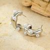 Pendientes de botón de alta calidad con forma de C irregulares, estilo francés, ligeros y lujosos, con diseño de moda.