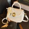 Bolsa de Mão Tecida de Entrada Elegante de Luxo de Nicho Feminina 2025 Nova Moda Versátil para Trabalho Ombro Transversal Sela