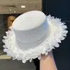 Chapéu de Palha com Renda de Pérolas Estilo Japonês Doce para Mulheres, Novo para Primavera e Verão, Aba Larga, Proteção Solar ao Ar Livre, Chapéu de Sol Top Hat Branco