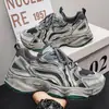 Zapatos para Hombre 2026 Nuevo Otoño Malla Transpirable Casual Deportivos para Correr Hombres Suela Gruesa Aumenta Altura Estudiante Zapatos para Papá