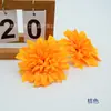 Flor de Dalia Simulada Guirnalda de Crisantemo de Seda Decoración de Arco de Dintel Accesorios Pasador Tocado Estilo Étnico Caja de Flores