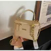 Bolso Pequeño Cuadrado Tejido de Paja Sintética Retro, Bolso de Mano Moderno y Elegante, Nuevo Bolso Cruzado de Cadena de Hombro de Nicho para Mujer