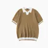 Camisa Polo de Tricô Versátil Minimalista com Gola Lapela Respirável de Manga Curta para Homens - Cor Contrastante, Verão, Casual de Negócios