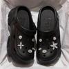 Acessórios para Sapatos Croc Flores para Sapato Ursinho de Desenho Animado Fofo Briquetes de Diamante Briquetes de Cachorro Silencioso Celebridade da Internet Estilo Quente Fivelas de Sapato Atacado