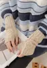 Estilo Coreano Novas Luvas de Lã Tricotada Quentes Meio Dedo Sem Dedos Outono e Inverno Femininas Curtas Rombo Fofo Fashionável Mangas Falsas