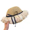 Sombrero de Paja Tejida Floral Estilo Coreano para Mujer, Protección Solar de Verano, Sombrero de Pescador de Ala Ancha, Adelgazante de Rostro, Versátil Sombrero de Sol para Playa