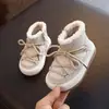 Suministro directo de fábrica botas de nieve para niña invierno nuevo de caña alta niño pequeño zapatos de algodón más terciopelo cálido estilo coreano infantil algodón