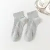 Calcetines para hombre calcetines de barco cuatro estaciones calcetines de algodón absorbentes de sudor desodorantes de tubo corto verano color liso cortos primavera otoño calcetines Zhuji al por mayor