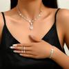 Conjunto de tres piezas de collar, pendientes y pulsera con cadena de garra plateada, accesorios de boda para damas con borlas de diamantes de imitación transfronterizos de 2025