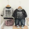 Conjunto de Sudadera con Letras de Primavera para Niños 2025 Nuevo Elegante Bebé Primavera y Otoño Niño Pequeño Atractivo Conjunto de Dos Piezas Moderno