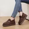 Sapatos de inverno quentes para mãe, novos, com pelúcia extra, mais grossos, estilo mocassim, sola macia, antiderrapante, fácil de calçar, moda versátil, sapatos de algodão para mulheres