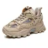 Zapatos de papá para hombre, populares zapatos de invierno INS de moda, zapatos de talla grande para hombre, zapatillas luminosas de suela gruesa de otoño para hombre, transpirables