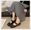 Sapatos Baixos Femininos Vento Suave da Noite 2026 Outono Novo Estilo Francês Sapatos Planos Mary Jane para Combinar com Saias