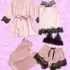 Ropa Interior Sexy Explosiones Europeas y Americanas Encaje Sexy Tirantes Pantalones Cortos de Encaje Pantalones Cárdigan Bata de Mañana Conjunto de Cinco Piezas Ropa para el Hogar