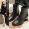 Botines de Tacón Grueso para Mujer Otoño/Invierno 2026 Nuevo Estilo Coreano Botas Adelgazantes con Forro de Terciopelo Punta Cuadrada Sexy Cremallera Botines Cortos