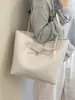 Bolsa Tote Simples da Moda Design de Nicho Bolsa de Mão Feminina 2026 Nova Bolsa de Ombro Único Transversal de Alta Qualidade