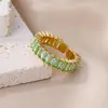 Anillo Geométrico de Zirconia Cúbica de Colores Chapado en Oro de 18K Estilo Lujo Ligero Vintage Anillo de Cristal Retro Artístico