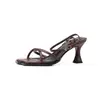 Zapatos de Tacón Alto Marrón Retro 2021 Verano Nuevo Estilo Sandalias Súper de Ensueño y Elegantes Que Combinan Bien con Faldas