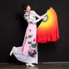 Abanico de Baile de Seda Simulada para Baile Cuadrado y Yangko, Gradiente Doble Cara Rojo y Amarillo, Abanico de Baile Graduado Extendido, Nuevo Modelo 2022