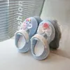 Zuecos de Suela Gruesa para Aumentar la Altura para Niños, Nuevo Estilo Casual Padre-Hijo 2026, Sandalias Versátiles Transpirables Ligeras para Mujer