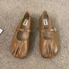 Sapatilhas Femininas 2026 Novo Estilo da Moda Nicho Confortáveis com Solado Macio, Sapatos Rasos Mary Jane de Couro, Mocassins Franzidos