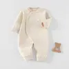 Mono para bebé recién nacido, tres capas cálido para otoño e invierno, ropa de algodón puro, mono para bebé recién nacido con cuello diagonal y mangas largas