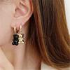 Pendientes asimétricos de lujo ligeros y de alta gama con un toque distintivo para mujer, elegantes y modernos, accesorios para las orejas que combinan con todo.