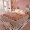 Cama redonda acolchada estilo nórdico, cama doble para dormitorio, cama doble de tela estilo princesa moderna simple de terciopelo, estilo ins