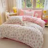 Juego floral de cuatro piezas de seersucker de algodón lavado de doble capa, ropa de cama femenina para dormitorio y uso doméstico durante la temporada de regreso a clases