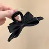 Elegante Pinza Negra de Lazo para Mujer 2025 Nuevo Clip de Tiburón de Alta Gama Pinza para el Cabello de Verano Accesorios para el Cabello en la Parte Posterior de la Cabeza