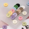 Botones de Resina Coloridos para Camisas, Suéteres, Botones Redondos de Cuatro Agujeros para Tejidos, Ropa Infantil, Cárdigans, Chaquetas, Botones Decorativos Redondos para Coser a Mano