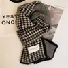 Bufanda para Mujer, Estilo Coreano de Invierno, Doble Cara, Cálida, Linda, Estilo Estudiante, Patrón de Espiga Roja, Adecuada para Salir
