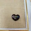 Dopamina Joyería DIY Joyería Agujero Zapatos Accesorios Pinza para el cabello Zapatos Ropa Funda para teléfono móvil Parche Pulsera Pendientes