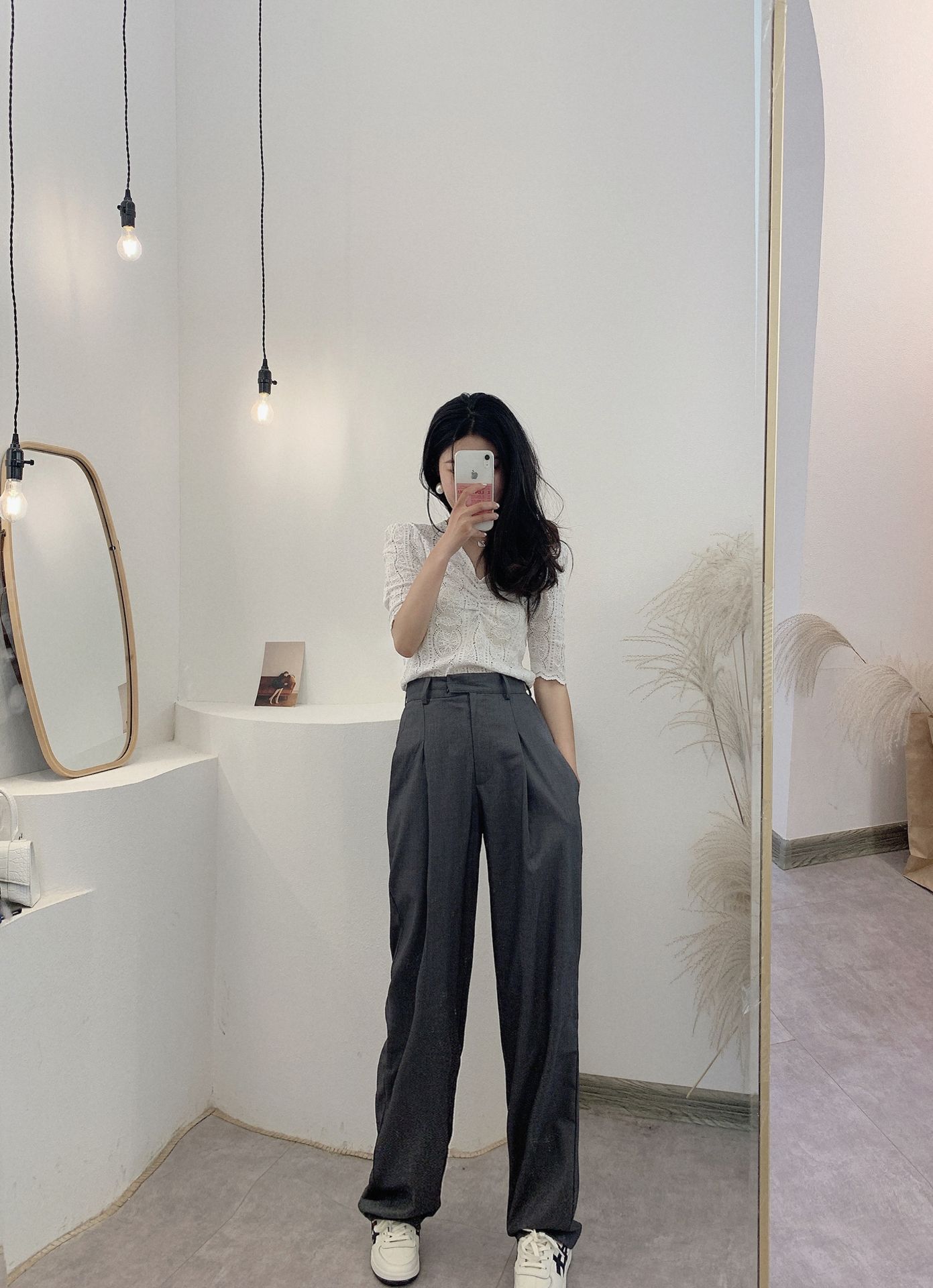YGPD6LKMX_0]U8}SHGQK{G4.jpg