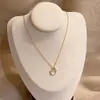 Colar de Pérolas de Alta Qualidade para Mulheres Ouro Real Galvanizado Microincrustado Zircônia Luxo Leve Exclusivo Nicho Corrente para Clavícula Acessórios de Alta Qualidade