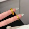Anillo Versátil para Mujer de Nuevo Color Dorado con Acabado de Alta Gama, Diseño de Cruz Moderno y Exquisito, Anillo Abierto Ajustable de Lujo Ligero para Mujer