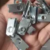 Tornillo Universal para Coche Chapa de Hierro Autorroscante Rosca Rápida Base de Tornillo Clip de Fijación Hebilla Clip en Forma de U Clip para Guardabarros