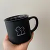Taza de cerámica mate en blanco y negro con diseño de cachorro, taza de cerámica de alta calidad, taza de café, logo personalizado disponible para pedidos de exportación