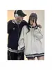 Chamarra Sudadera Estilo Americano Gris con Cuello Alto para Hombre y Mujer, Nueva Primavera y Otoño Holgada Perezosa Chaqueta de Béisbol Cárdigan Superior