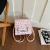 Mochila Estilo Menina com Estampa de Estrelas para Mulheres, Tamanho Pequeno, Novo Modelo Primavera 2026, Versátil e Fashion para o Dia a Dia